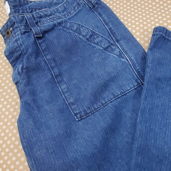 Levi denims - Picture 2 of 7